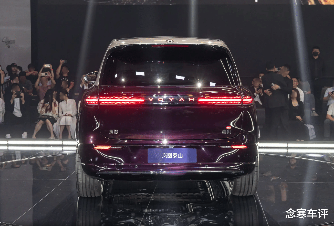岚图泰山预定开启！3米12轴距，大六座，纯电370公里，剑指50万级