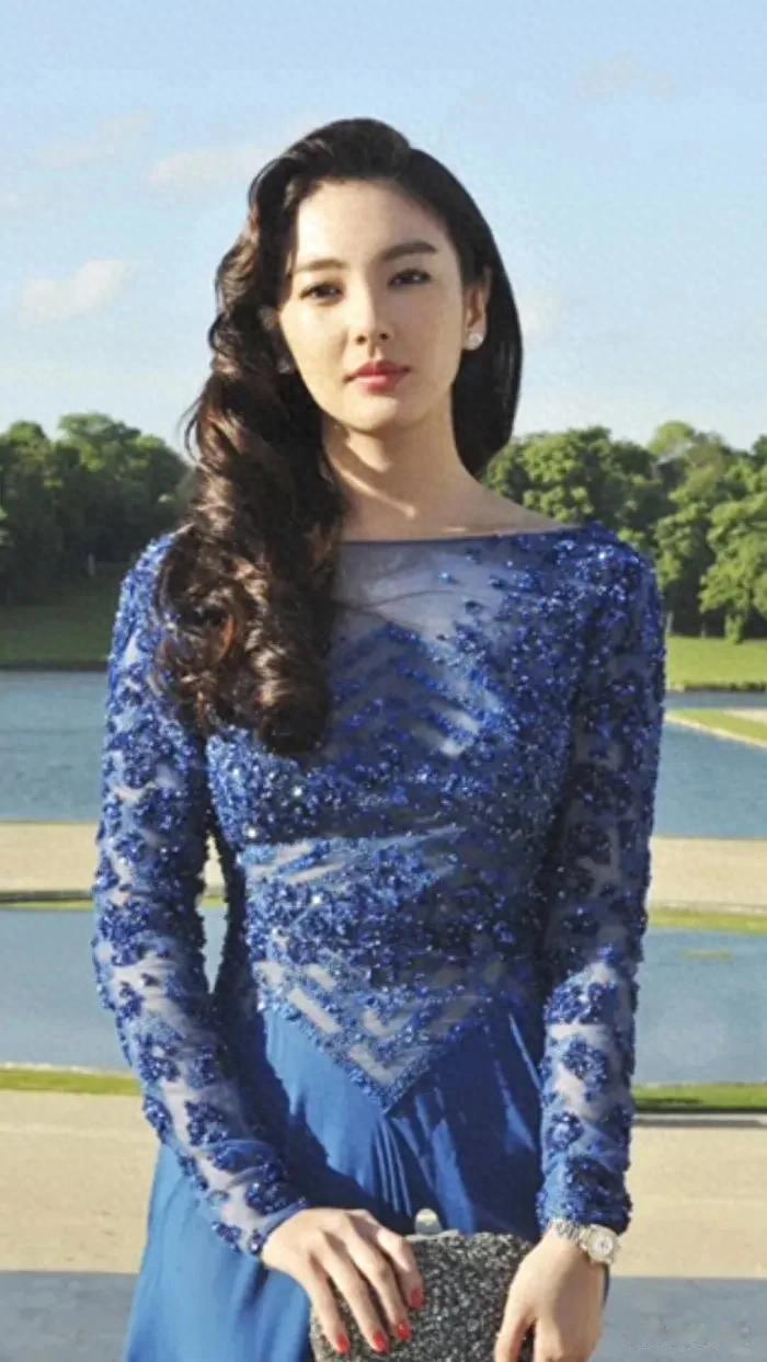 张雨绮被扒底朝天！内娱真面目太扎心