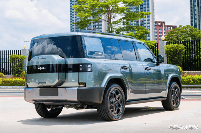 方程豹钛7对比捷途旅行者C-DM，谁更适合轻越野？