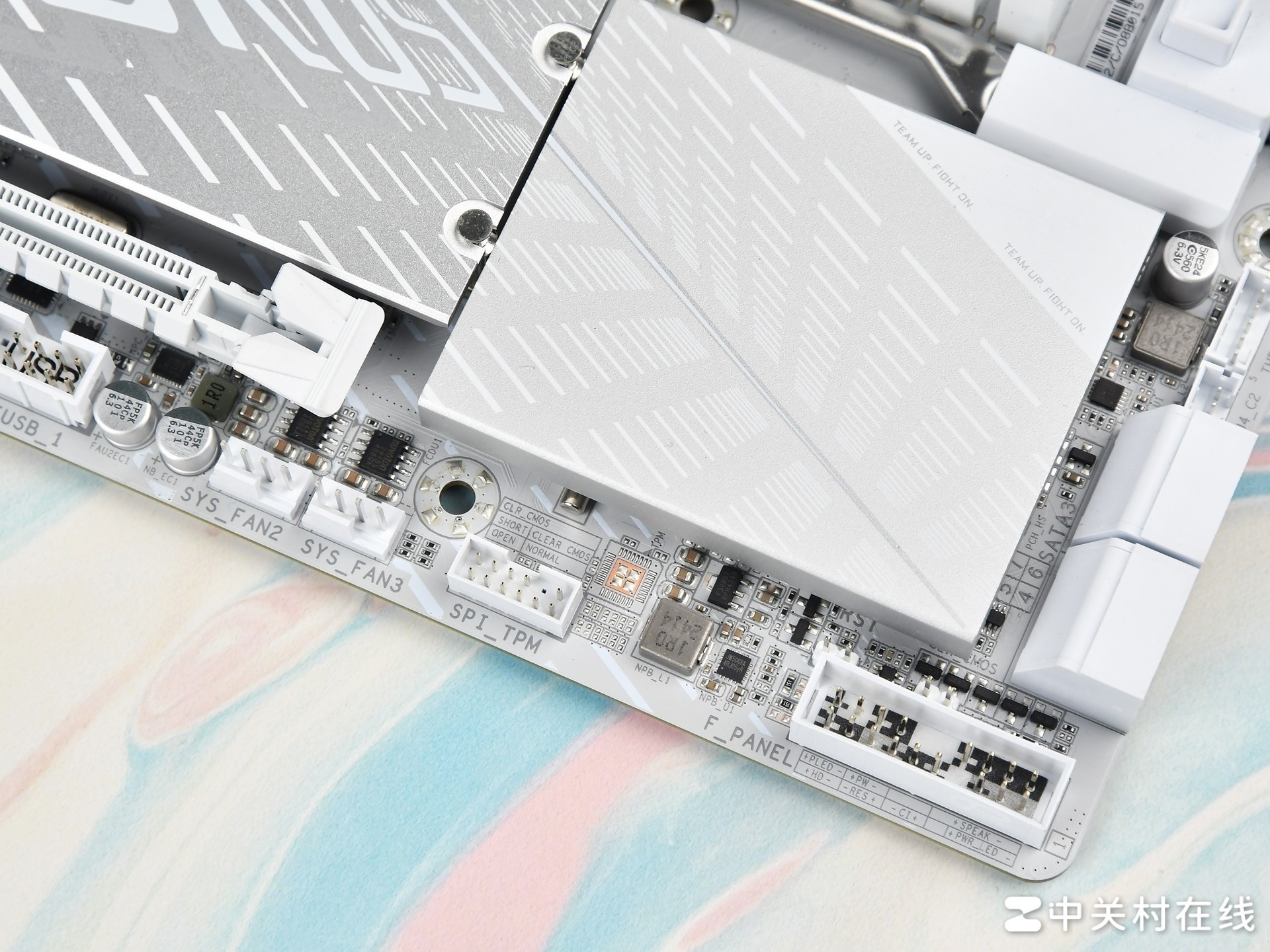 白色M板表現全能 技嘉冰雕Z890M主板評測