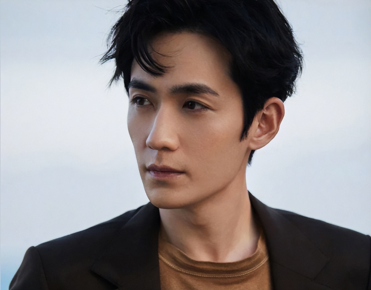 85后男演员人气大洗牌，2人下桌，1人上桌，朱一龙陈晓位列其中