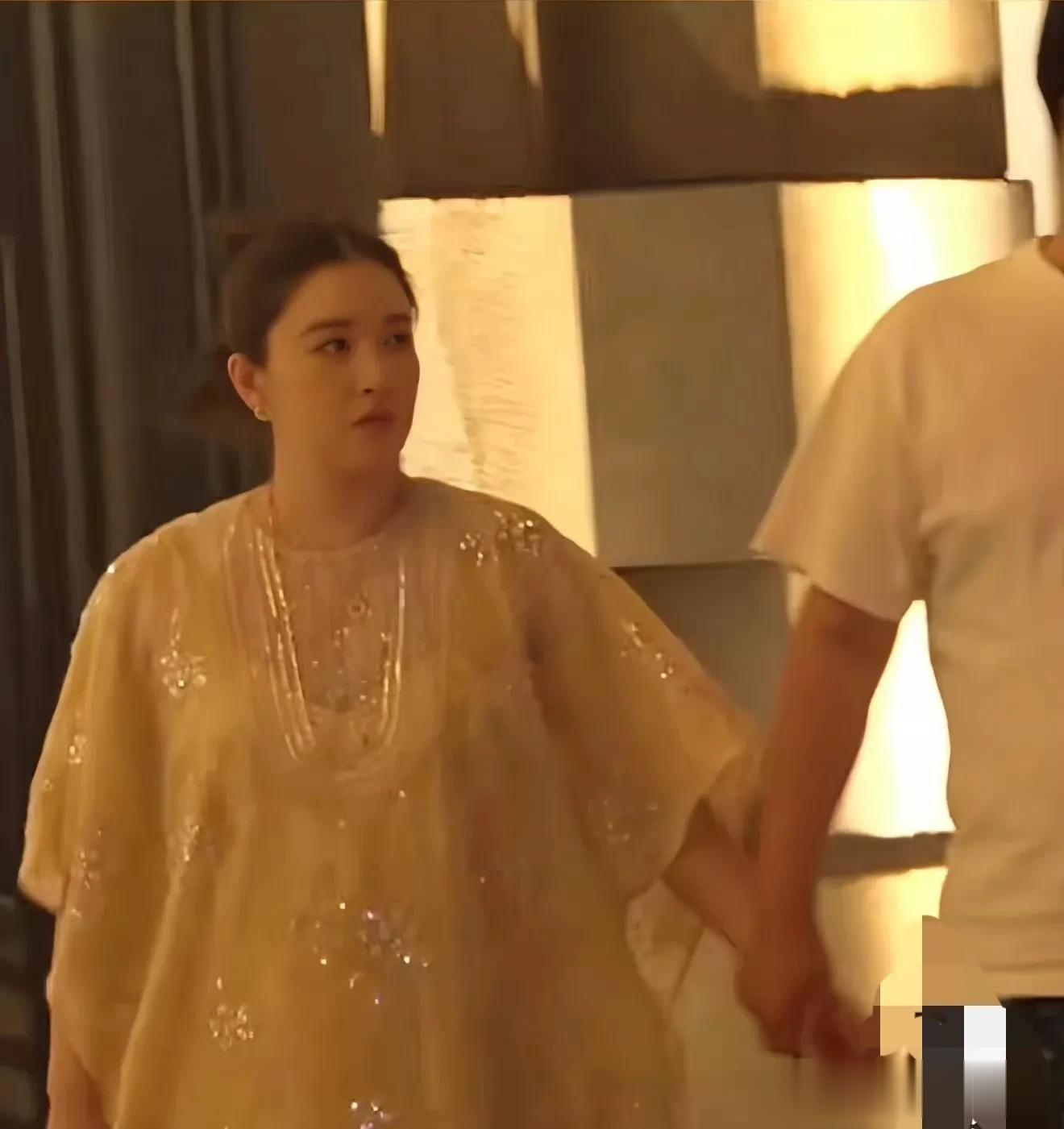 阚清子被曝已生完宝宝，但孩子发育不好离开了，网友：希望是假的