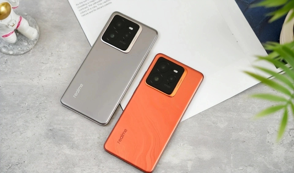 中端价位“新卷王”,120W闪充+骁龙8至尊版,高端旗舰低至2928元