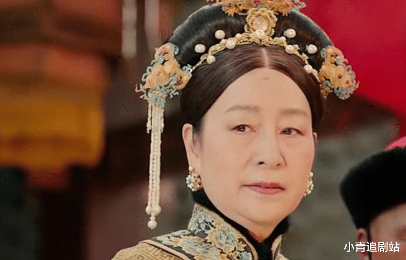 同样演年代剧寡妇，将热依扎跟孙俪放一起看，才知郝蕾说得太对了