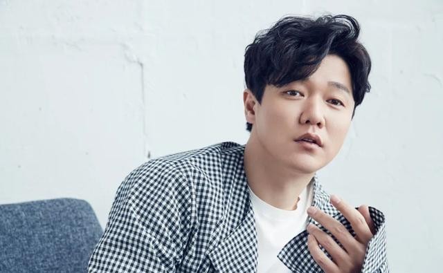 筷子兄弟：肖央身家百亿却不提携王太利？千万别被他们骗了