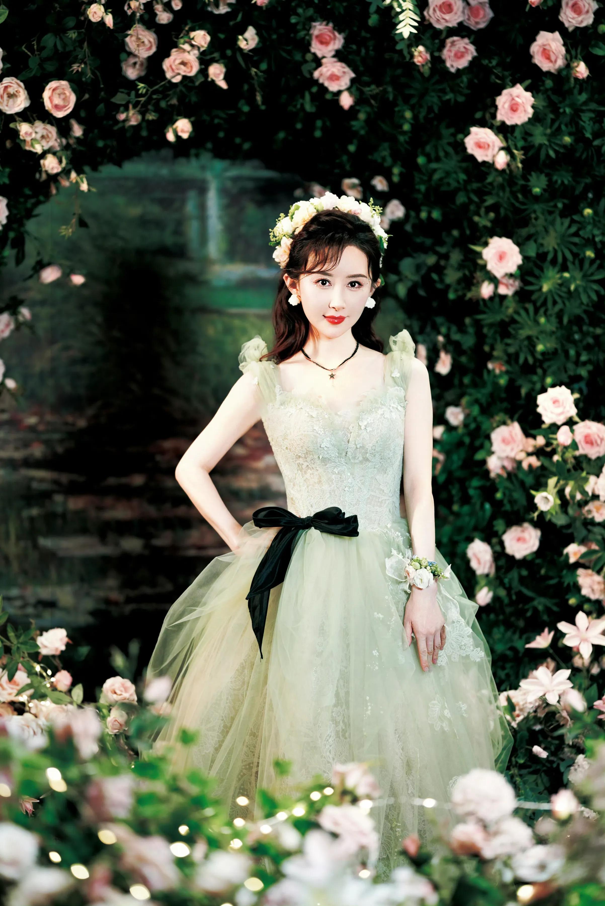 舒畅，蕾丝纱裙穿搭