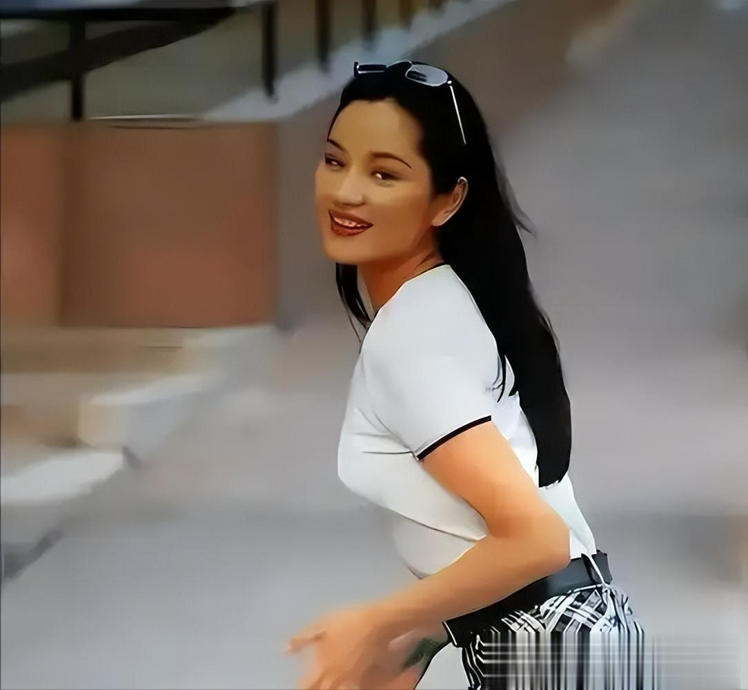 瞿颖用半年看透男人：从端屎端尿到决绝分手，原来患难真情会过期