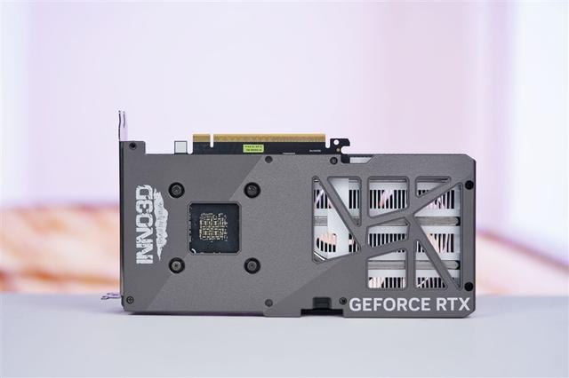 映眾RTX 5050曜夜顯卡評測：DLSS 4普及 RTX 4060可以退休了
