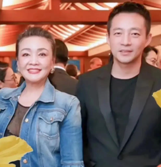 S妈放低姿态决定不争了，原因曝光，还是张兰有先见之明 或会相助