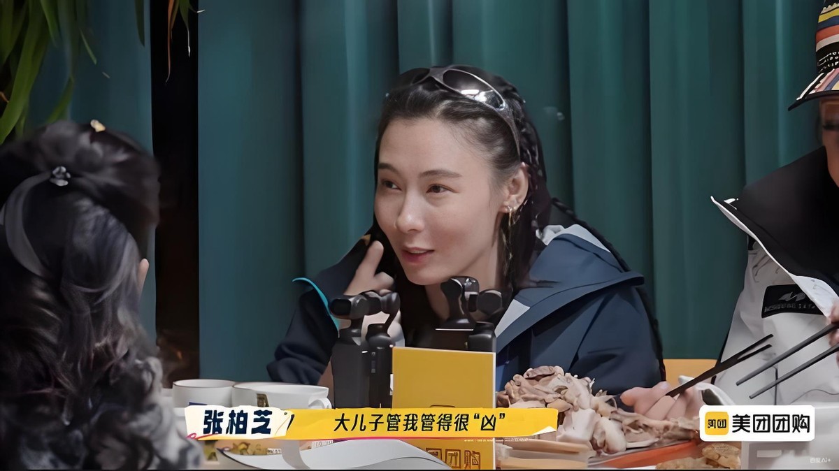 张柏芝自嘲自己数学很差,笑着说:大儿子我管管得很凶!