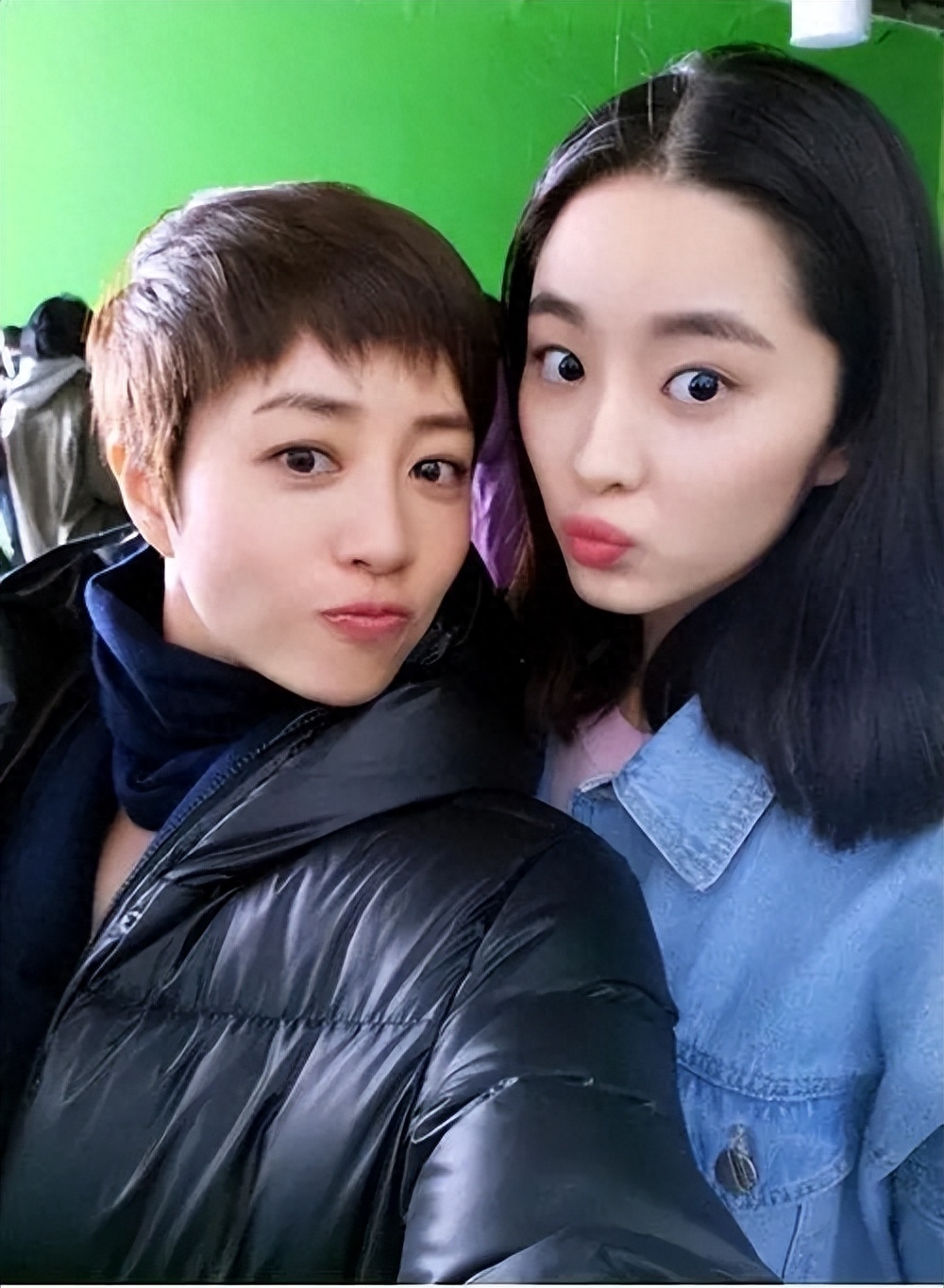 她是上海人民的骄傲，嫁大12岁恩师为妻，如今丈夫已是北影院长