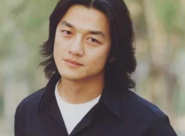 李亚鹏：“一语道破”当年离婚真相，王菲要因此翻车？