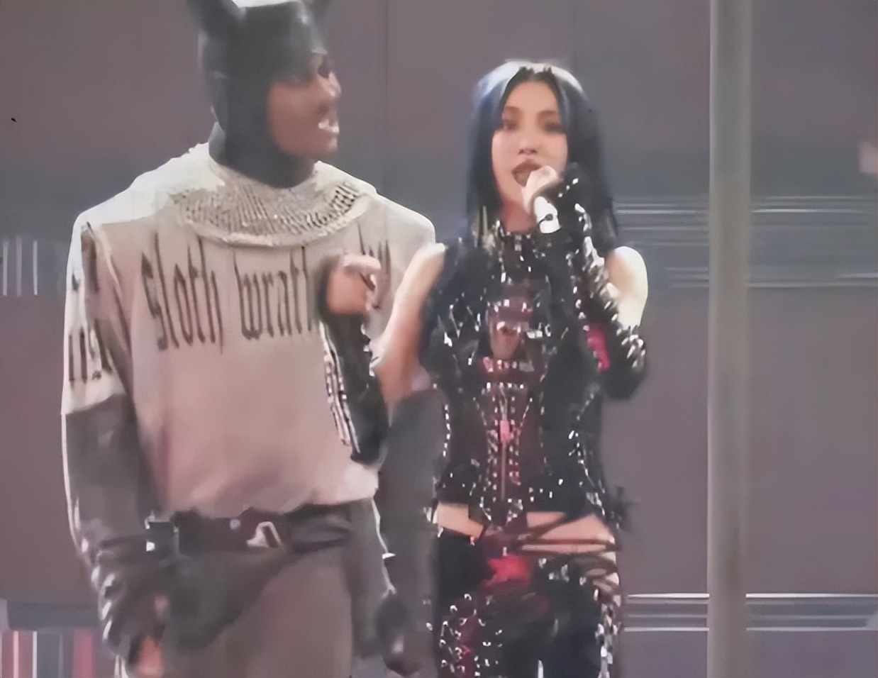 蔡依林演唱会被举报涉西方宗教元素，主办方硬刚博主，双方互不相让