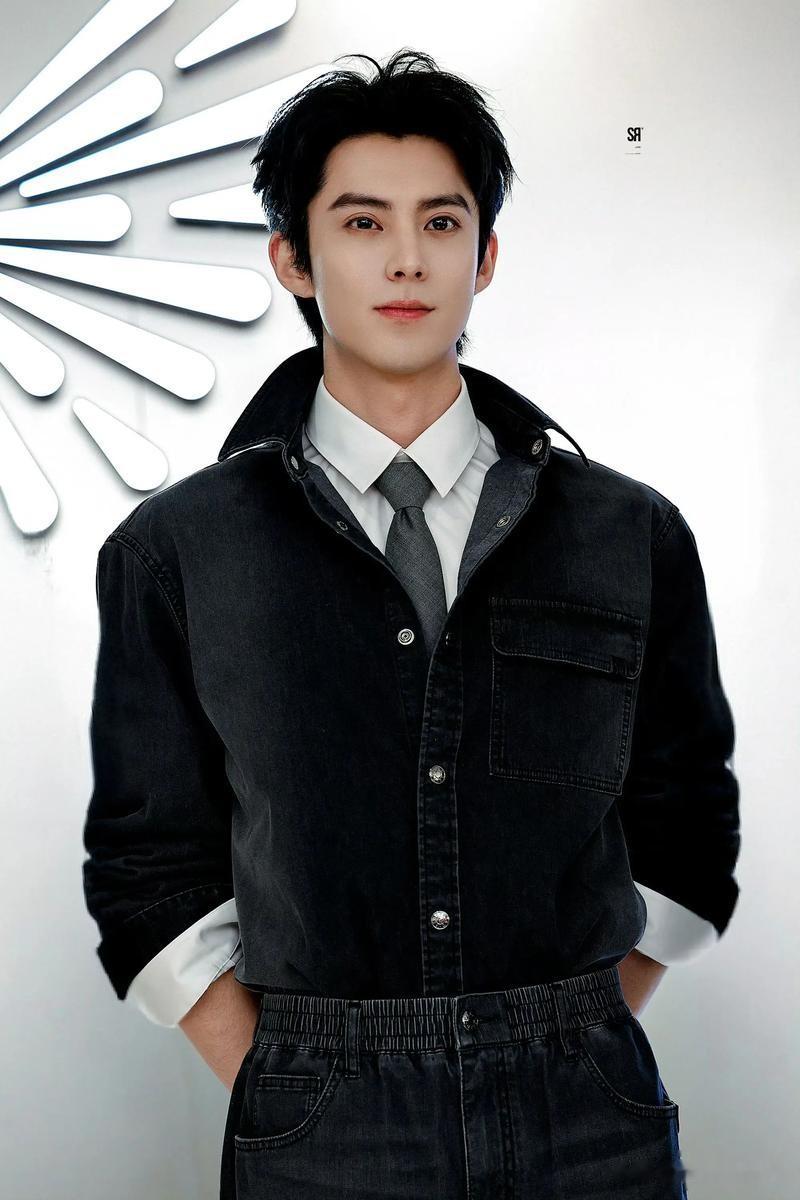 成毅 王鹤棣 罗云熙 丁禹兮 龚俊 黄明昊 唐嫣 陈钰琪 白百何 宋茜 蒋欣