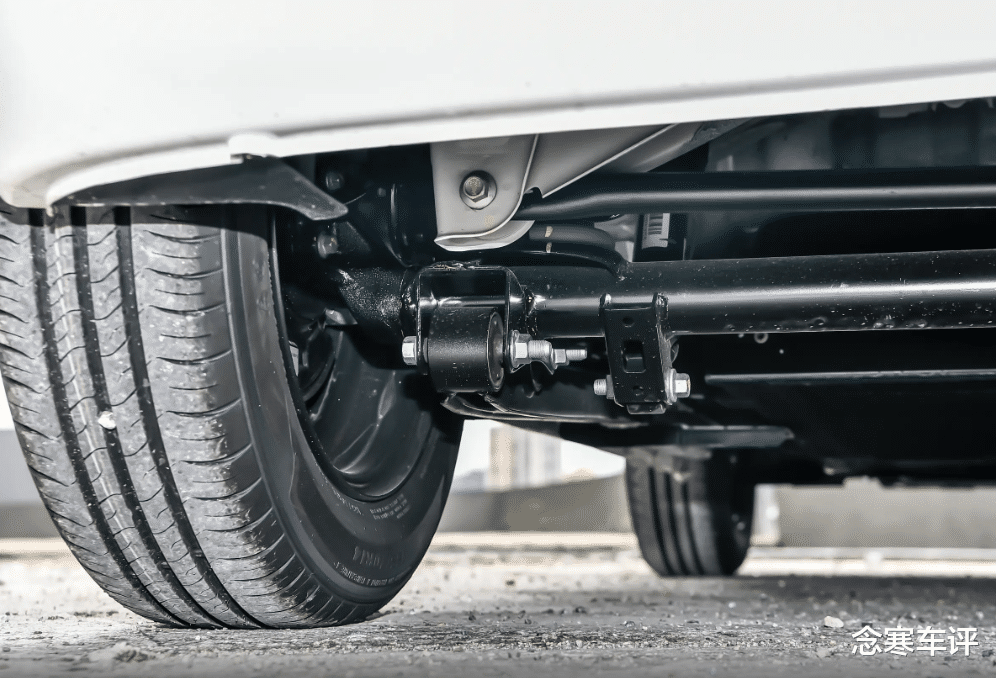 多花7000元!长安Lumin续航增加105公里,电池升至28度,实用省心