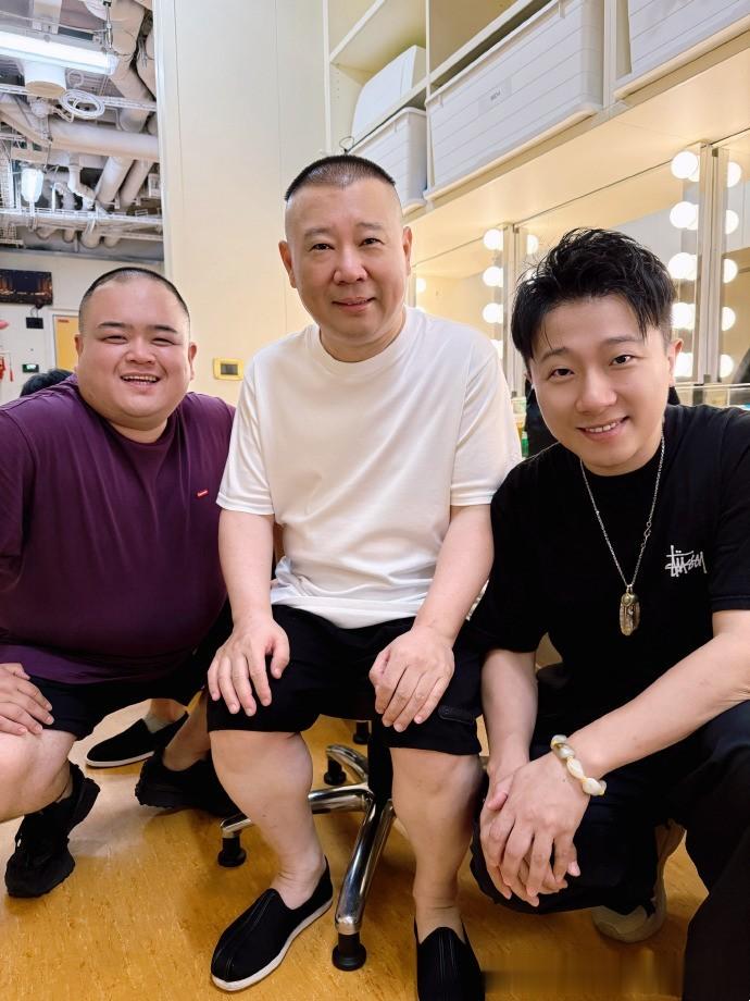 德云社众演员发文,A组人员调整,张鹤擎被替换,或去给师父助演