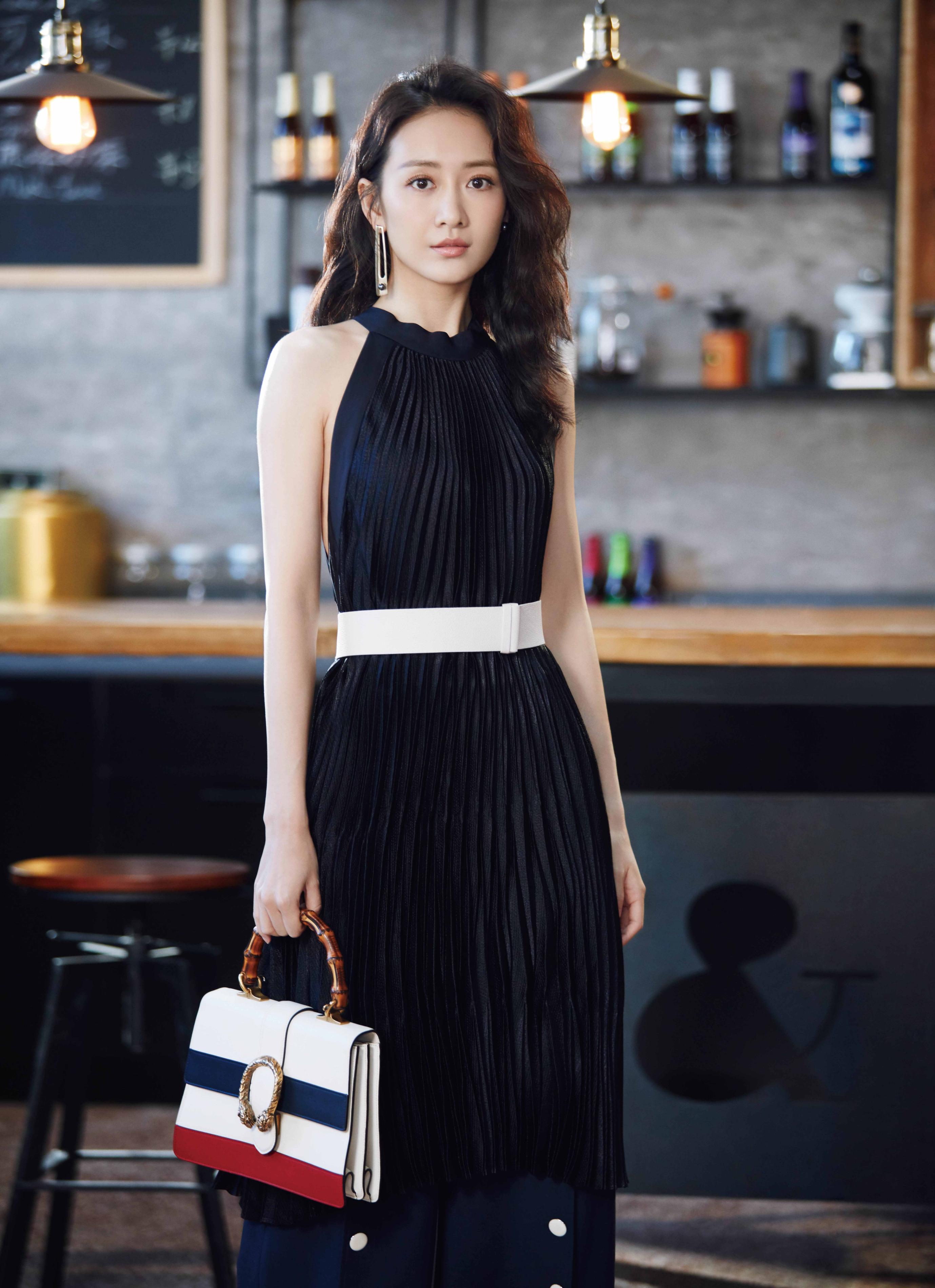 她们不是主角，却比主角更让人上头！4位女配角美到“出圈”