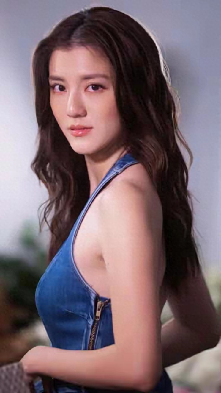 破茧成蝶的从容绽放——吴千语的蜕变之路!