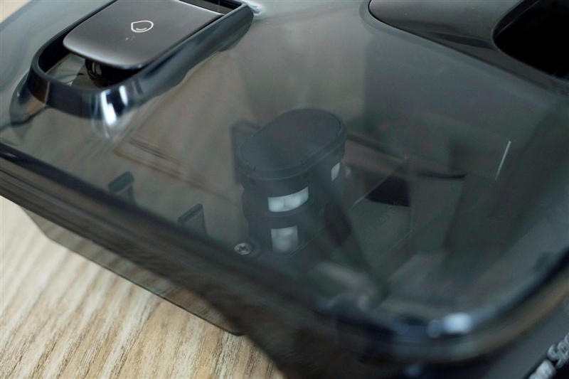 石头智能洗地机A30 Pro Ultra:泡沫去污能力惊人 95度自清洁无忧