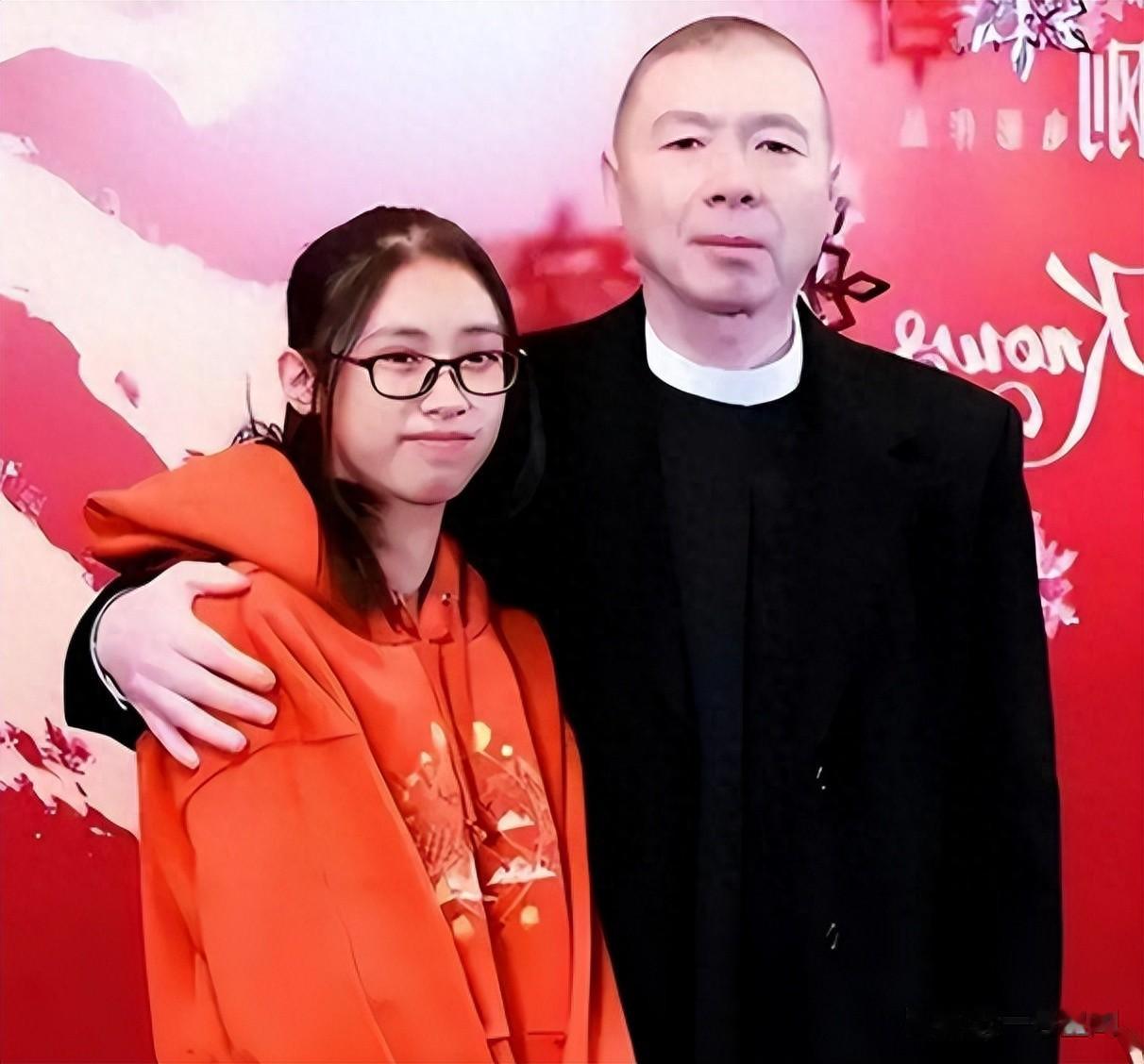 徐帆回应离婚传闻五个月，冯小刚近况曝光，狐狸尾巴终于藏不住了