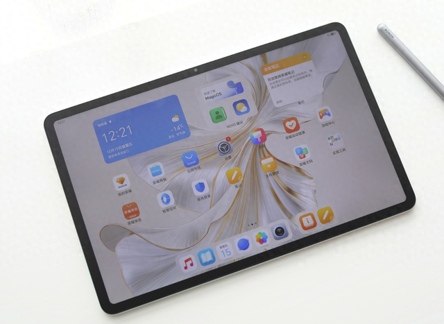 千元平板卷王,12.1英寸+8300mAh,突降到1036元