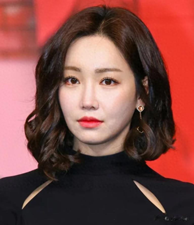 韩国女星揭圈内潜规则:都来真的!遭男演员狠甩巴掌、下巴被打歪