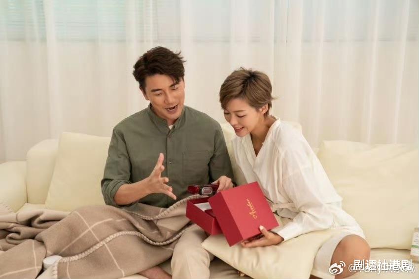 担心！TVB小生自曝为照顾女儿被传染手足口病，网民赞其是好爸爸