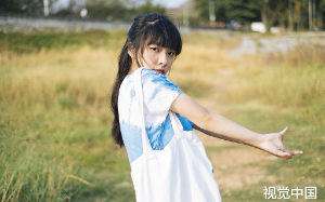 竹马为哄校花教唆全班把我志愿改大专、霸凌孤立我，可他还不知道，全班都是前世被他害死的重生者