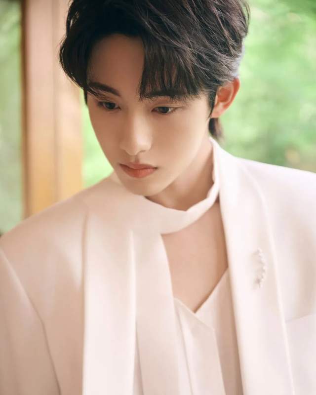 大公司不仅框死了爱豆,也框死了KPOP的未来