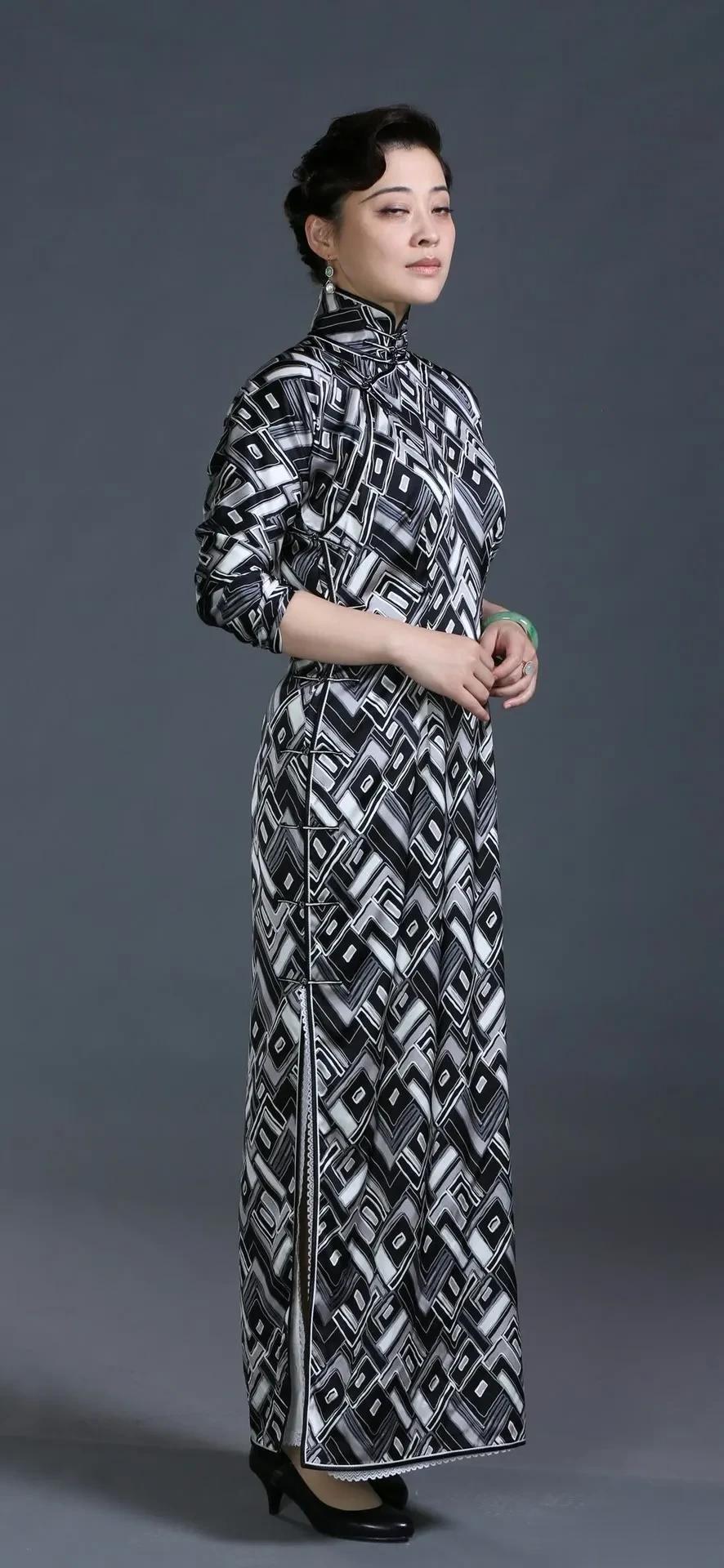 明星高清写真鉴赏｜梅婷，黑白几何旗袍，雅致又吸睛！
