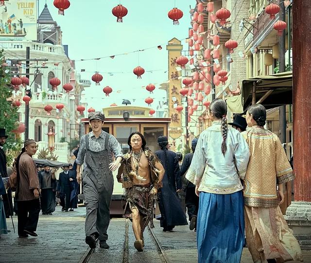 好莱坞终于承认《哪吒2》,北美票房统计排第一,《美队4》第二