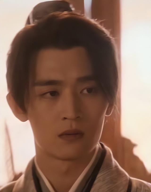 《折腰》12位男演员颜值排名,何润东垫底,刘宇宁第4,第1很帅气