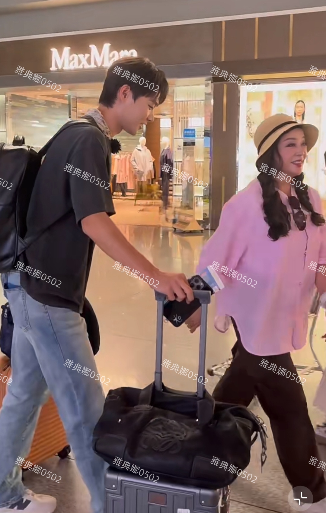 一路繁花呼声高的俩人状态都不好张柏芝烤瓷牙抢镜刘晓庆老态明显