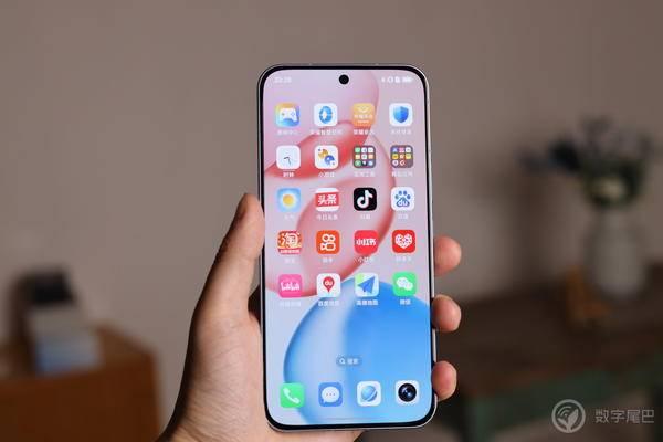 荣耀 400 Pro，又一台果替诞生？