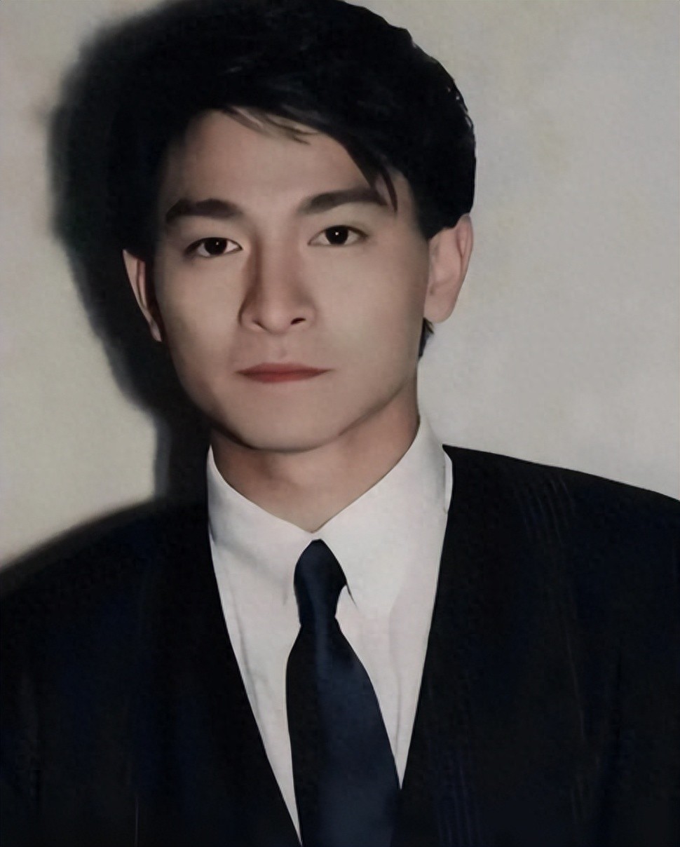 王晶终于坦白!揭露刘德华背后恩人,身份不简单,曾扇谢霆锋巴掌