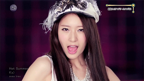 不靠发型遮丑，贴头皮封神 这五位骨相女星，露额露顶照样艳压群芳