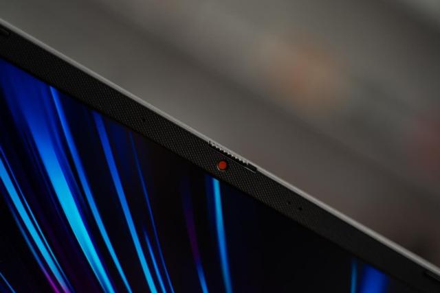 華碩無畏Pro16 2025體驗分享：一本全能，年輕人的多場景搭子