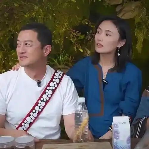 新婚3年又离!李亚鹏妻子官宣离婚,换房成伏笔,王菲早看清人品