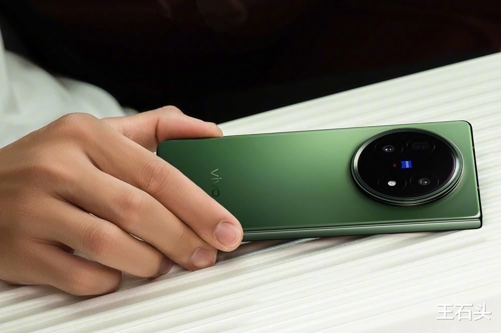 vivo正式發力，高大上的折疊屏手機，真的要開始普及了嗎？