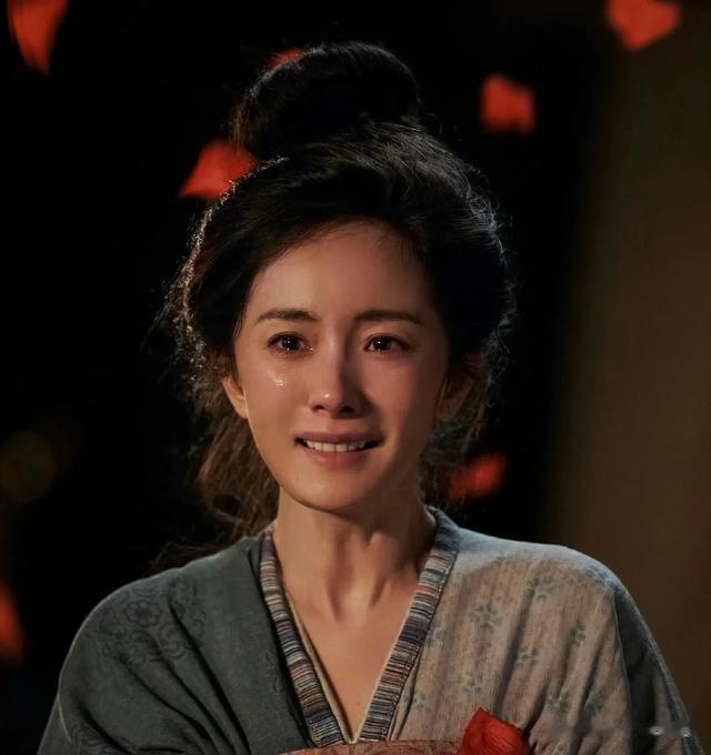 杨幂一个六番演哭刘德华?导演自曝《长安的荔枝》妻子选杨幂原因!
