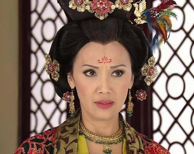 71岁TVB知名老戏骨低调离巢，因患脑膜炎险些丧命