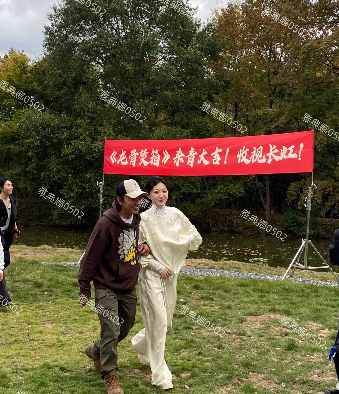 景甜本人咋那么好看？一身白衣丰腴漂亮一点不像37岁的年纪好年轻