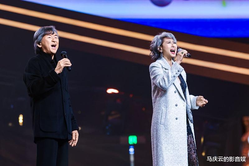 东方卫视跨年盛典再次惊艳，剧跨年火爆出圈，热度六大晚会第一