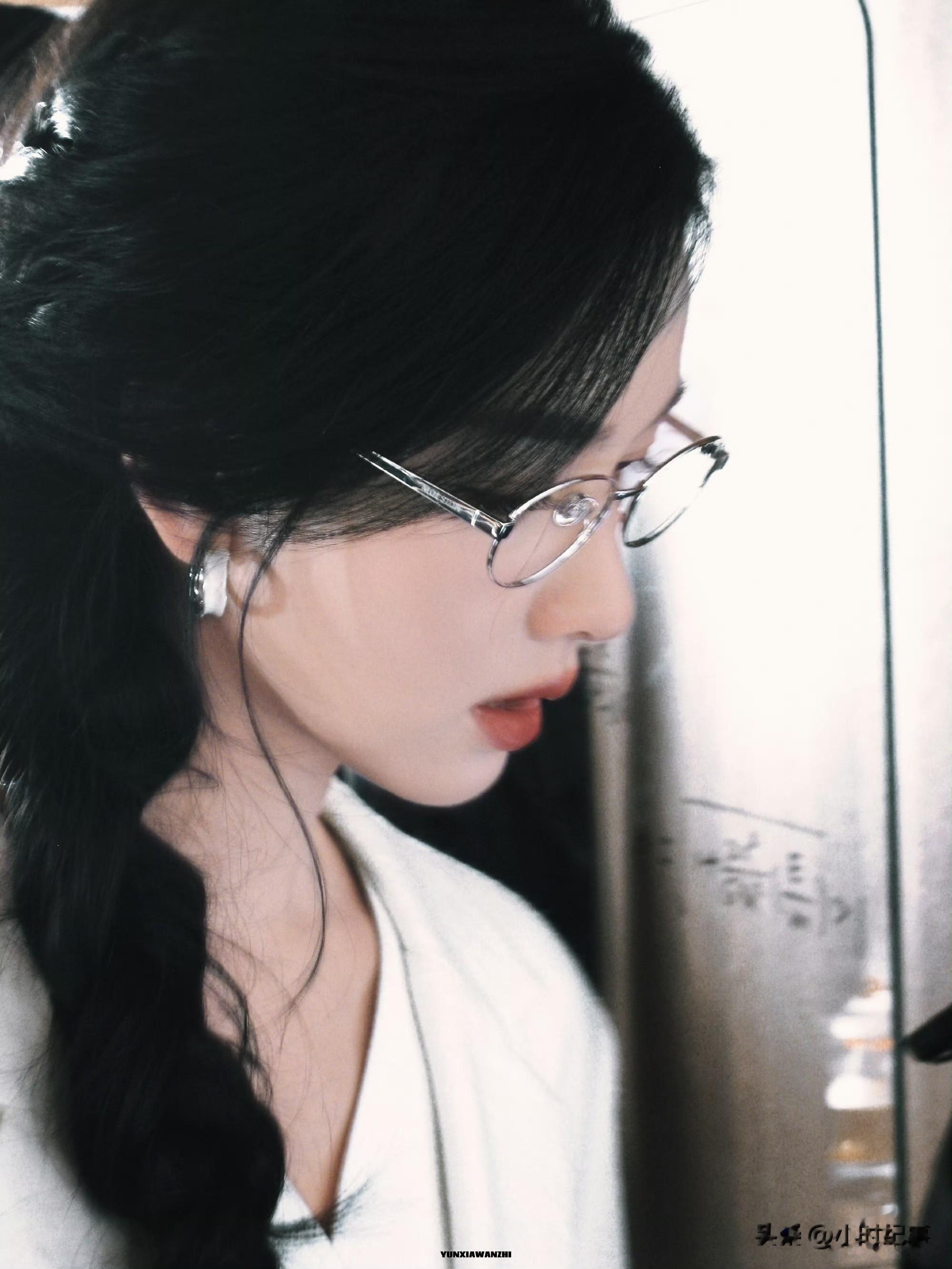 陈都灵｜就是集颜，钱，身材，学历为一身的白月光学姐啊