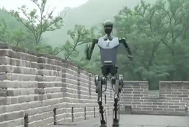 人形機器人市場再掀熱潮，五大科技巨頭齊入場加速技術驗證步伐！