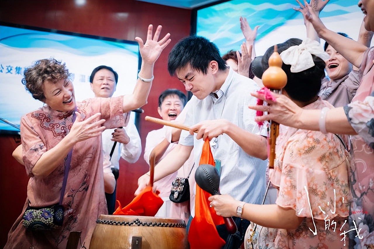 易烊千玺被大导演看好：有可能是下一个周润发 新戏预售破4千万！