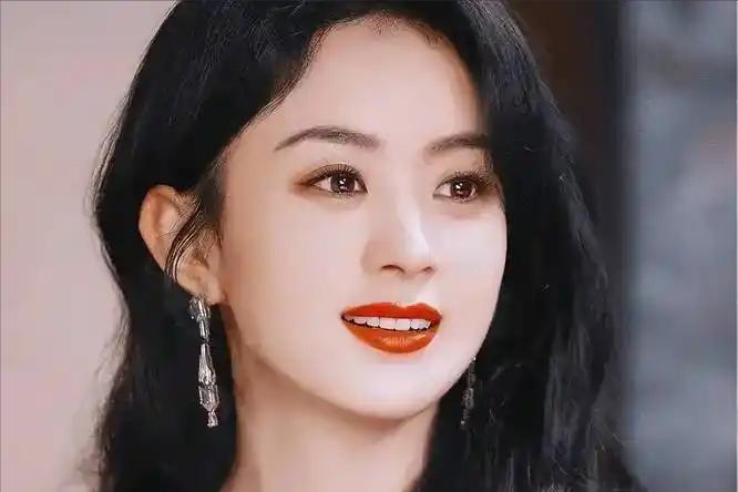 同一部电影，配角杨幂和易烊千玺双提名，彻底撕碎了赵丽颖的体面