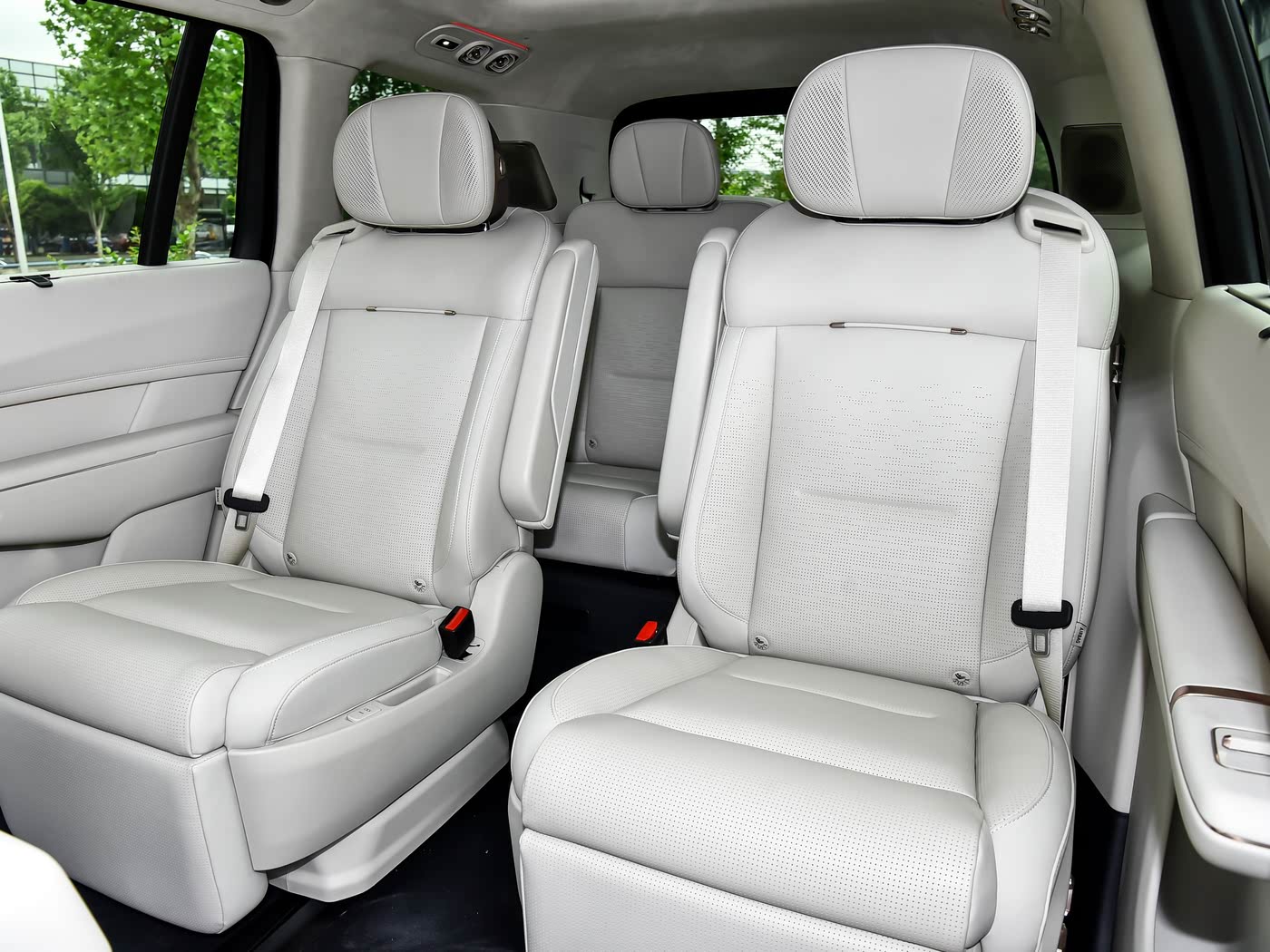 领克900正式上市，限时28.99万起，座舱、智驾都是看点