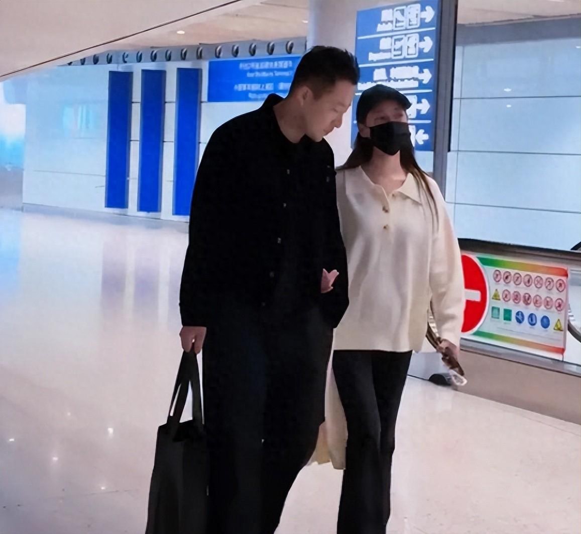 接地气！马筱梅挺孕肚坐地铁，将来去台北坐月子，汪小菲娶对人了