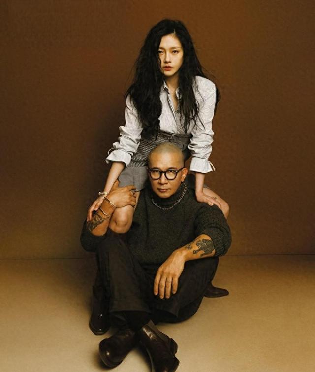 网友曝具俊晔每天坐在大S墓前,走不出丧妻之痛,因悲伤暴瘦20斤